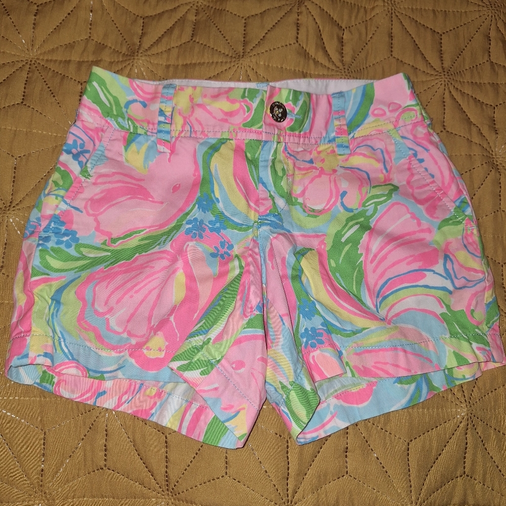 Lilly Pulitzer Floral Print Shorts. Size 0